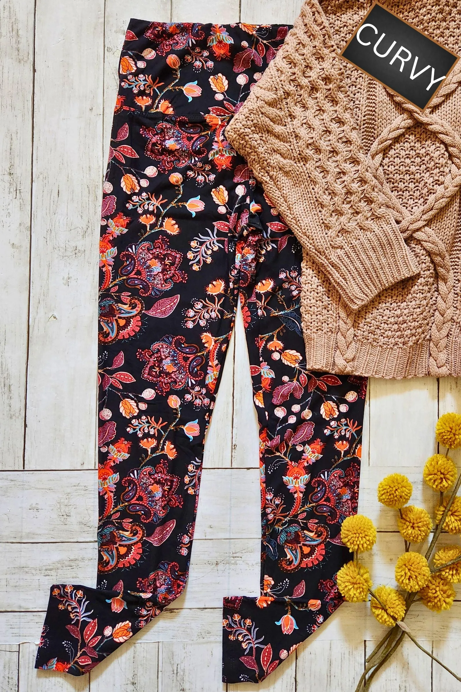 CURVY Ruby Paisley Yoga Legging