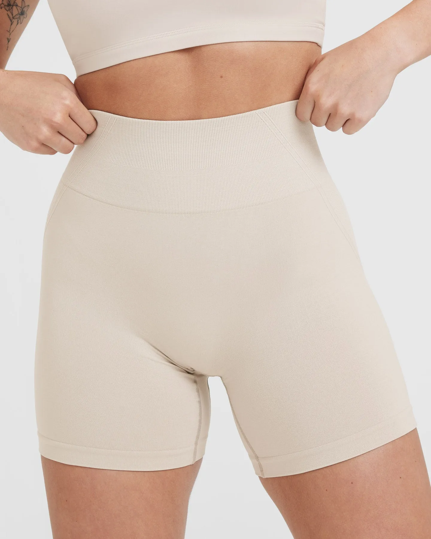 Effortless Seamless Shorts | Sand