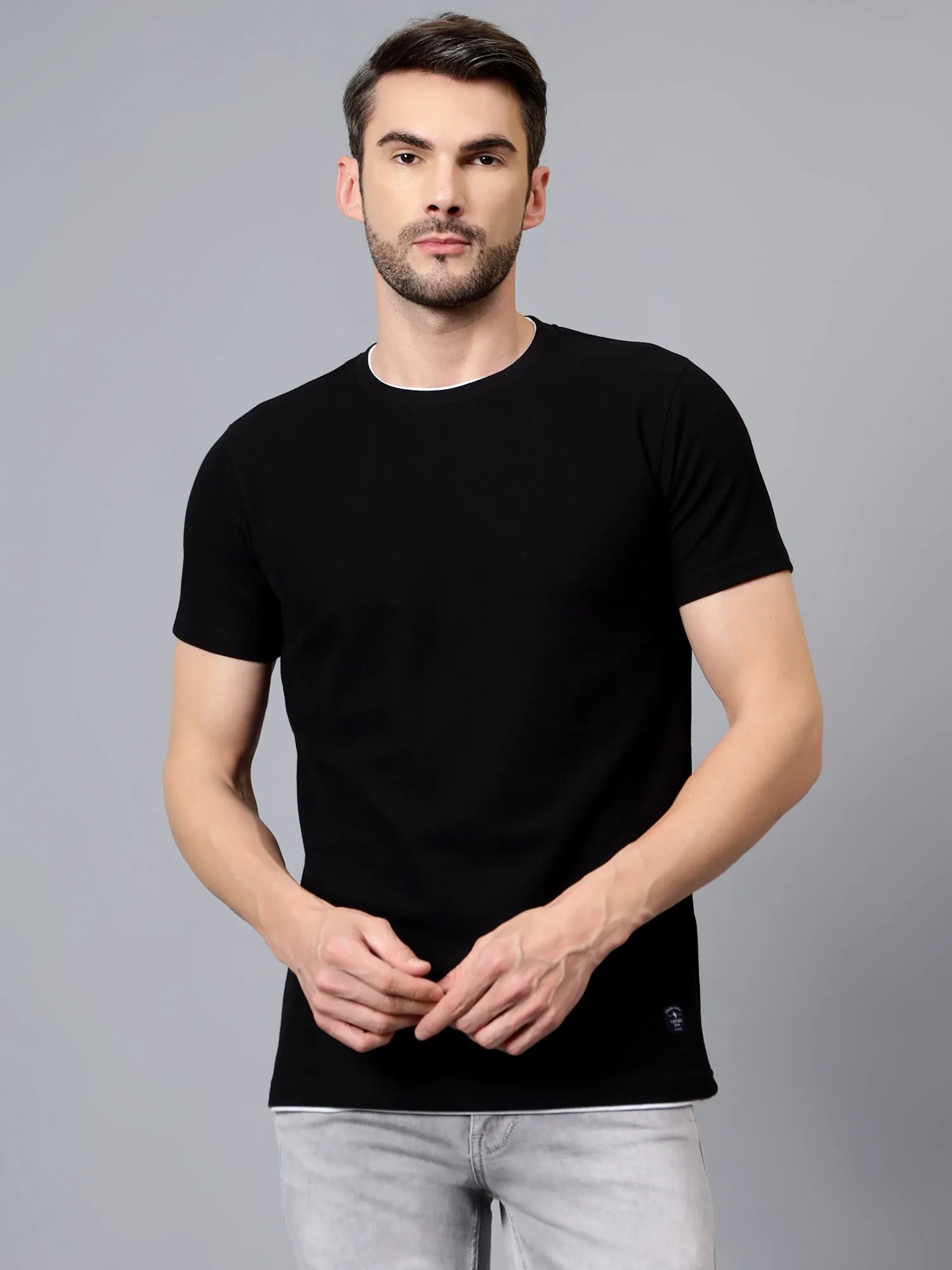 Men's Black Solid Round Neck Half Sleeve T-shirt