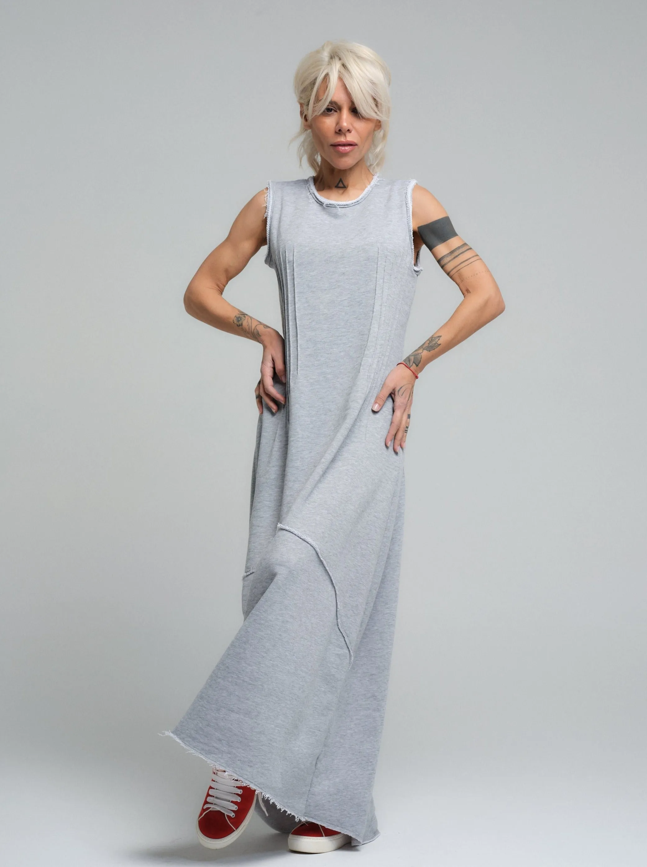 Relaxed-Fit Grey Maxi Dress