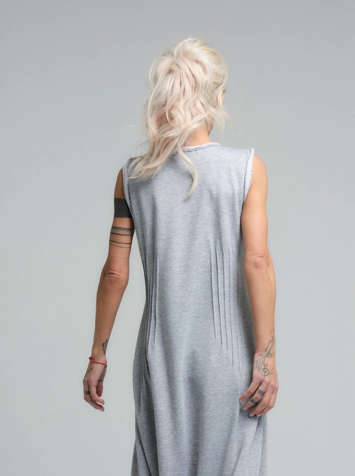 Relaxed-Fit Grey Maxi Dress