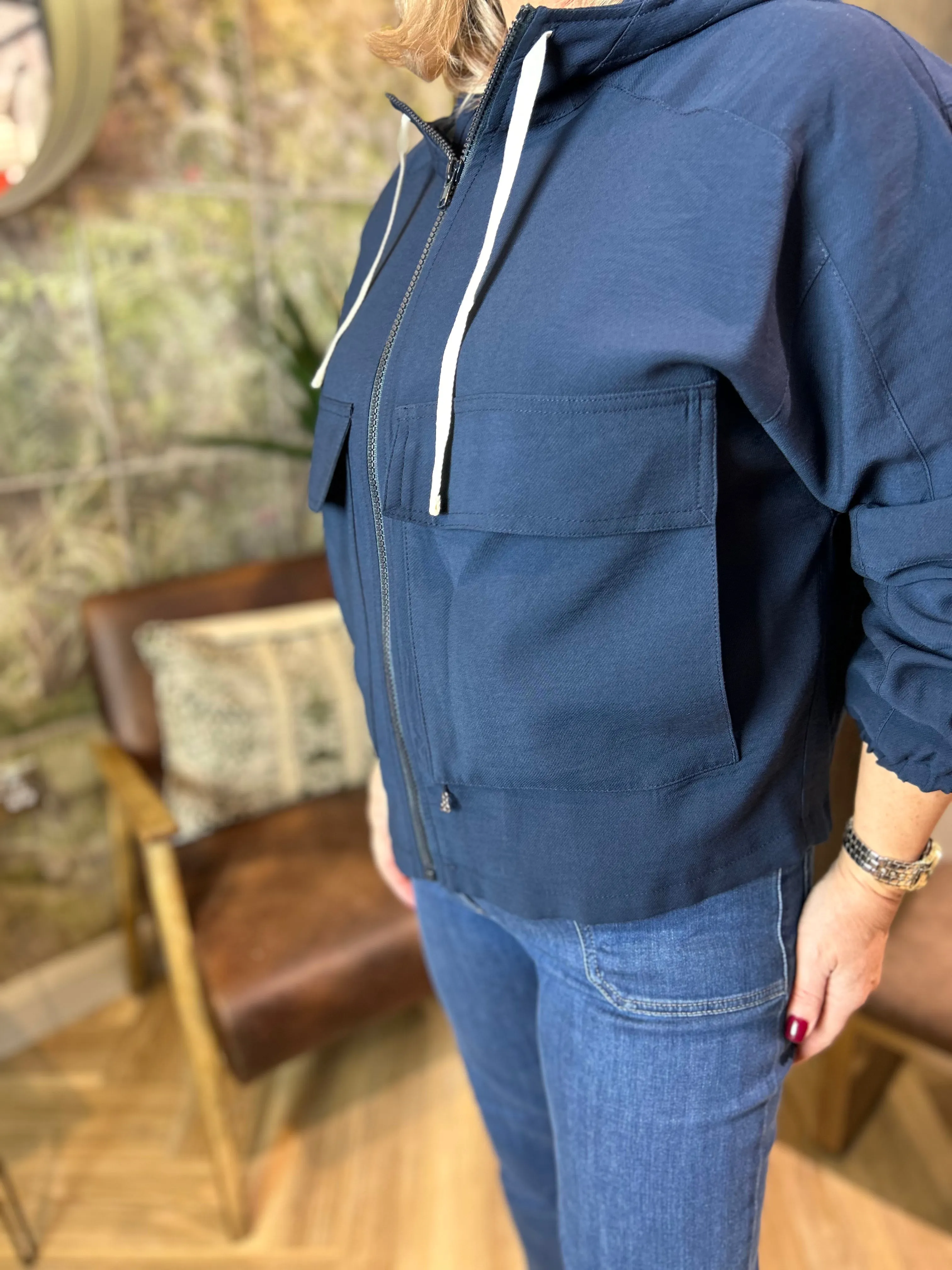 Simone Jacket in Azul Marino